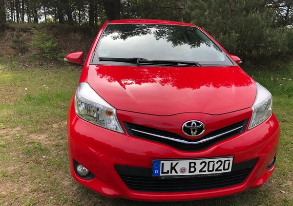 Toyota Yaris cena 26999 przebieg: 139000, rok produkcji 2012 z Sławków małe 781